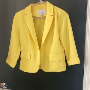 Yellow blazer